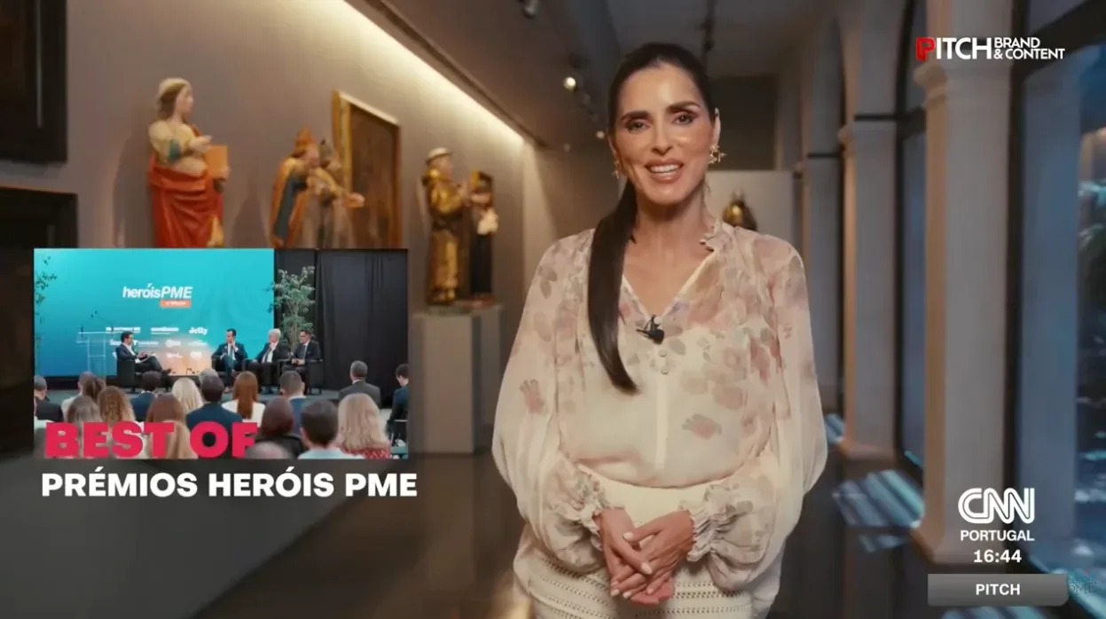 Apresentadora da CNN Portugal no especial Best of Prémios Heróis PME, transmitido às 16h44
