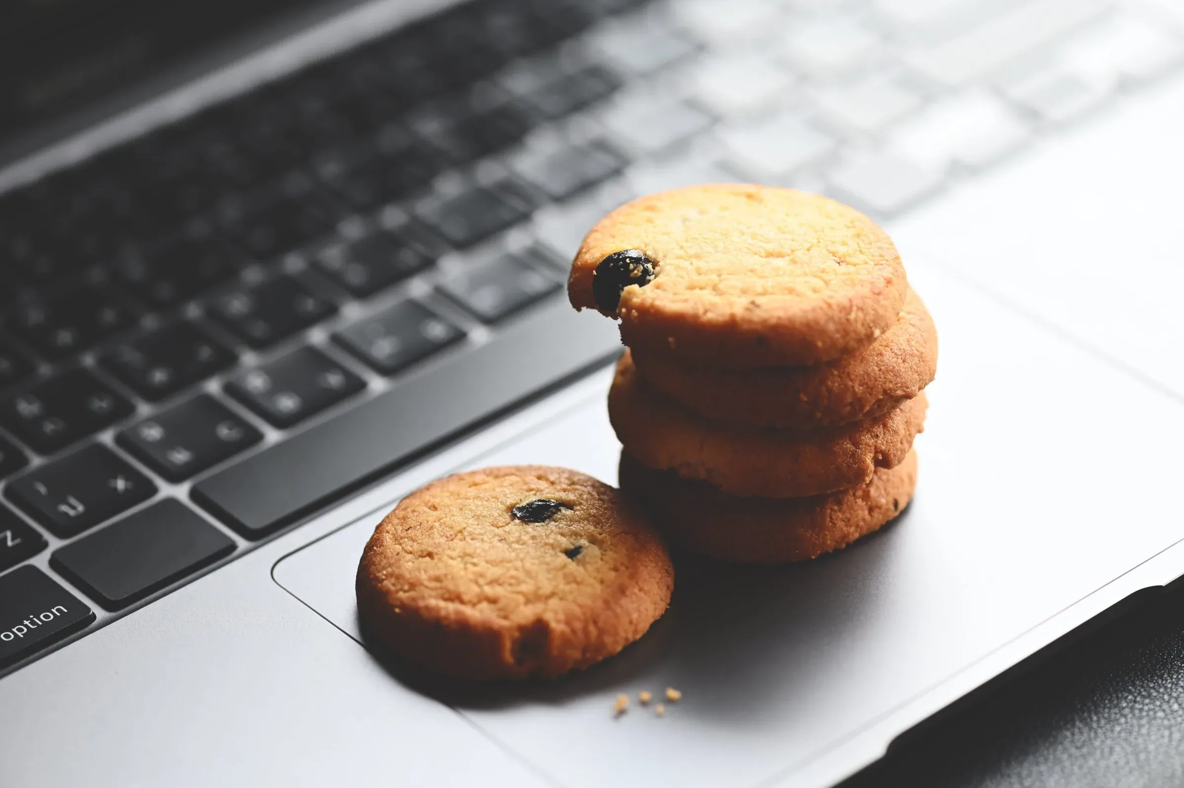 vecteezy internet cookies mini cookies on keyboard computer laptop 18967319 476 scaled
