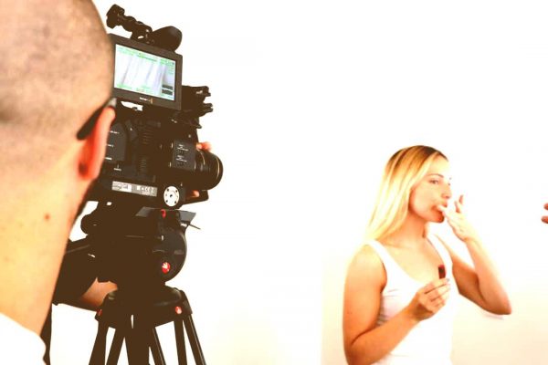 Faccia-producao-video-1--antique Faccia-producao-video-1--antique