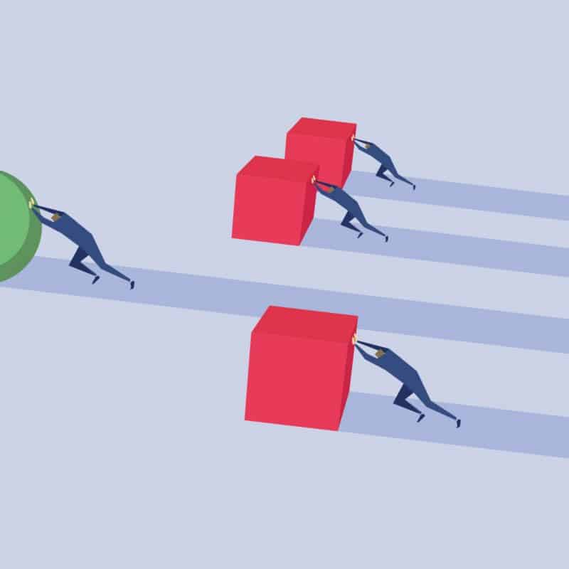 ilustração: três homens empurrando um quadrado vermelho e um homem empurrando uma bola verde