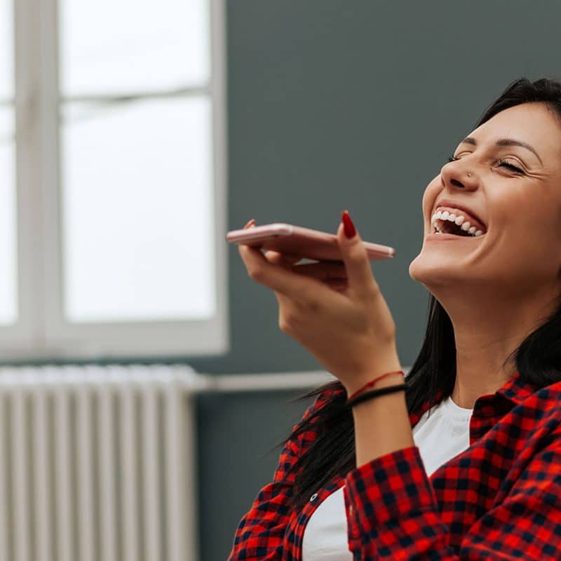 woman talking to the phone